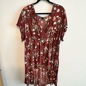 Torrid Size 3 hi-low top with wrap detail